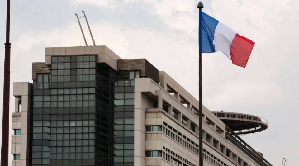 Achetez les bons du trésor français à 30 ans ! 1,6% d’intérêt ! 11% aux Français, le reste aux étrangers !